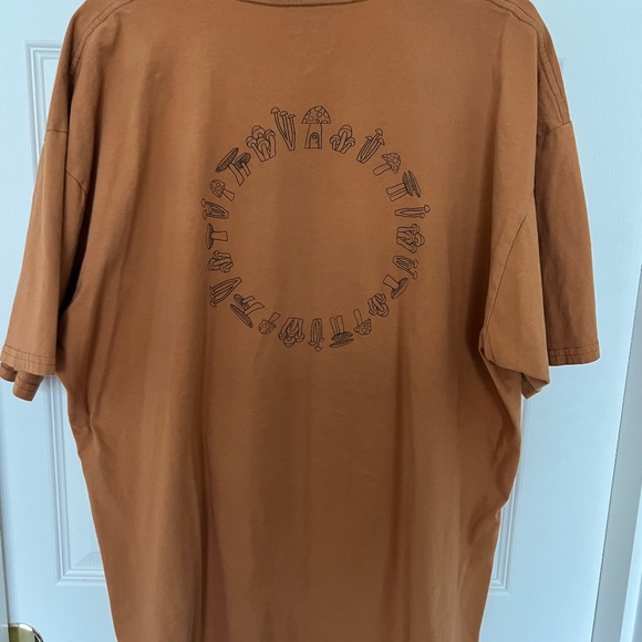 VANS Mollusk T-Shirt - Picture 2 of 3